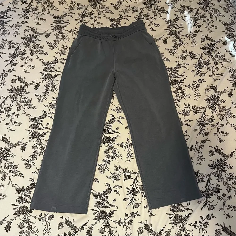 lululmeon softstreme pants utility blue 24” size 4